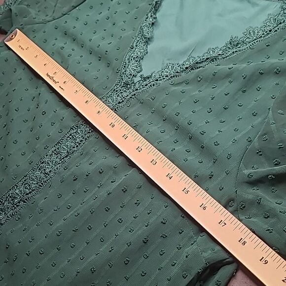 Forest green sz M sheer top, lined - Picture 9 of 11